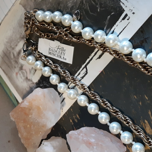 Belle Badgley Mischka Bridal necklace earrings set NWT $166 - Picture 4 of 7